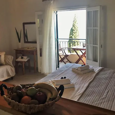 Aliki Studios Apartment Mpoukaris