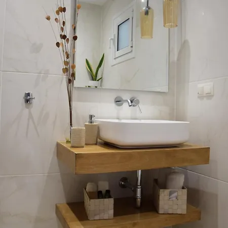 Aliki Studios Apartment *