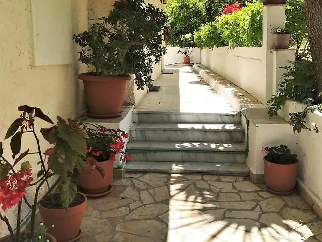 Aliki Studios Lägenhet *